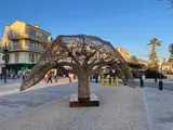 A route featuring  monumental artworks along the Charles de Gaulle quays in Bandol (Var) - Thumbnail 3